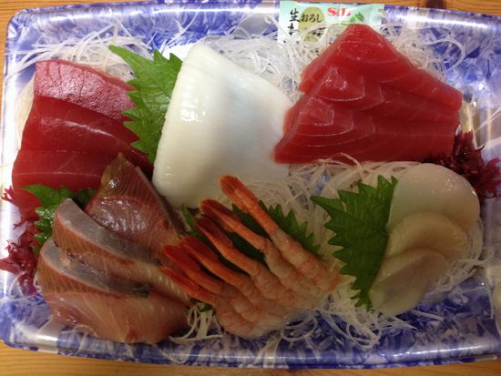 西友で刺身を買ってみた
