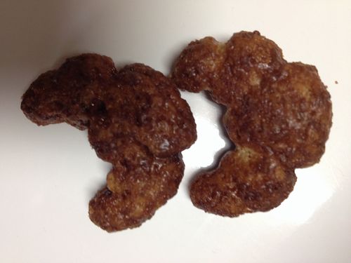 東ハトの「パイクロ　アーモンドチョコ味」