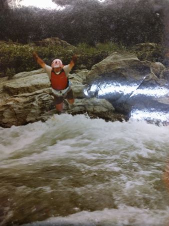 ライフジャケット着用が一番安全に川を楽しめる