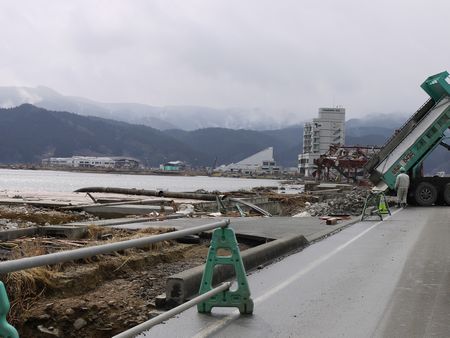 陸前高田の高田松原で試験的植栽へ