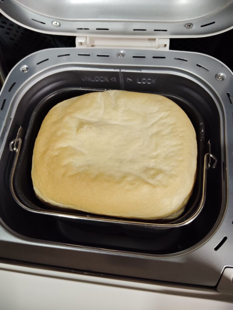 ホームベーカリーでパン